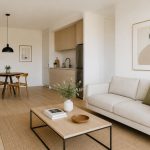 Renter-Friendly Wall Decor: 15 Damage-Free Ways to Personalize Any Rental